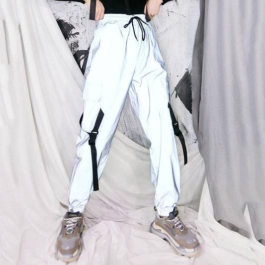 Pantalon cargo femme de couleur rayonnante avec sangle