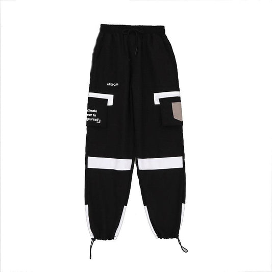 Pantalon cargo femme noire adjustable et réglable aux chevilles